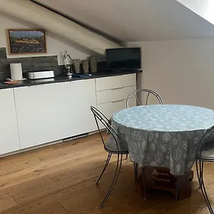 Meschihouse - Leonardo 35 Italie
