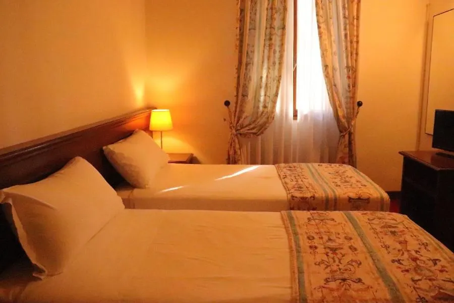 Meditur Hotel Bologna Оццано-делл'Эмилия