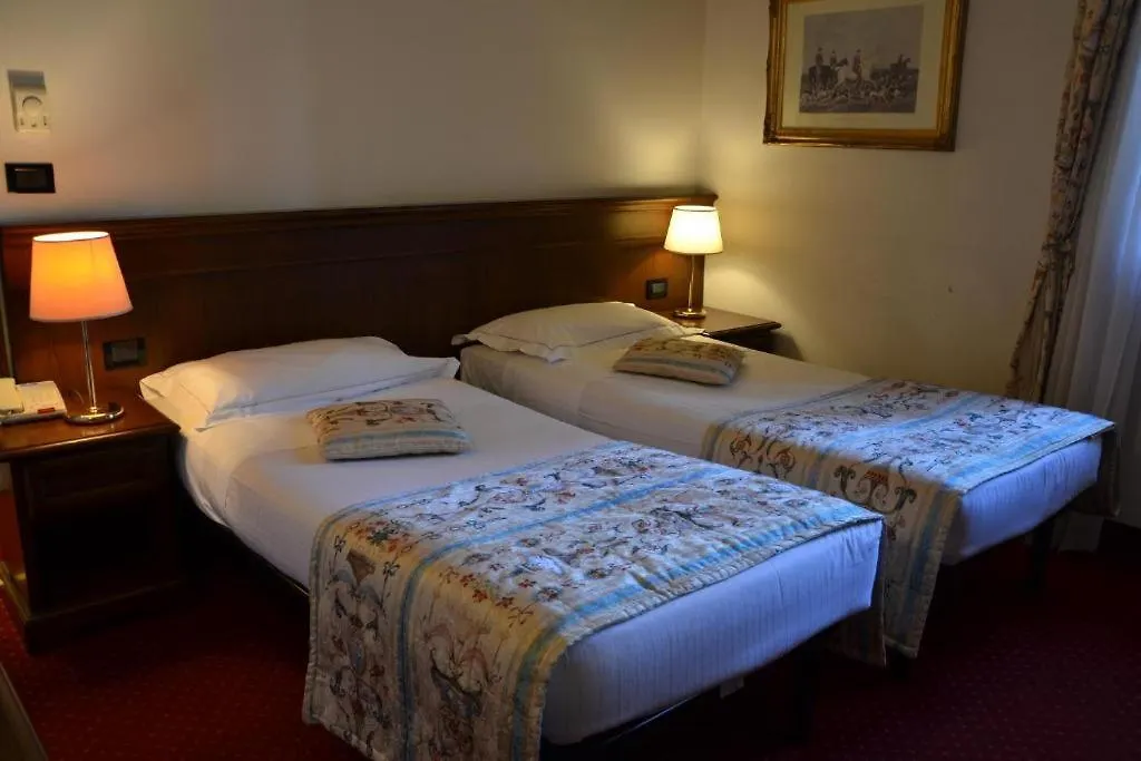 Meditur Hotel Bologna Ozzano dell'Emilia 4*,